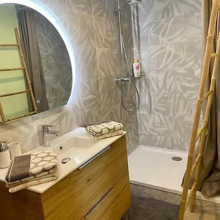 Spacieux Duplex, Vue Et Belle Terrasse